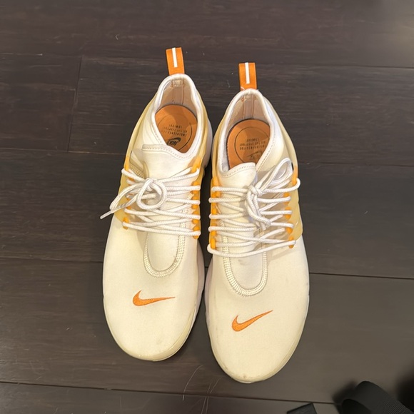 Nike Air Presto Sanddrift Light Curry Women's Size 10 Sneakers Shoes DQ8592-001 - Picture 2 of 5